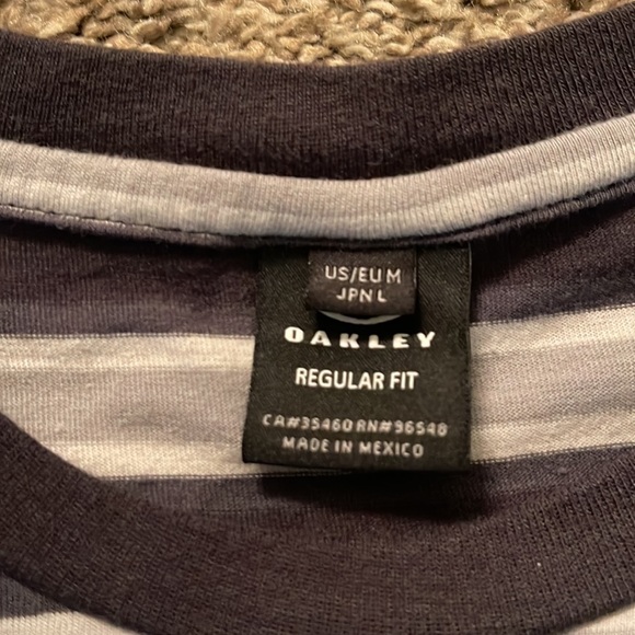 Oakley T-Shirt - Picture 4 of 5